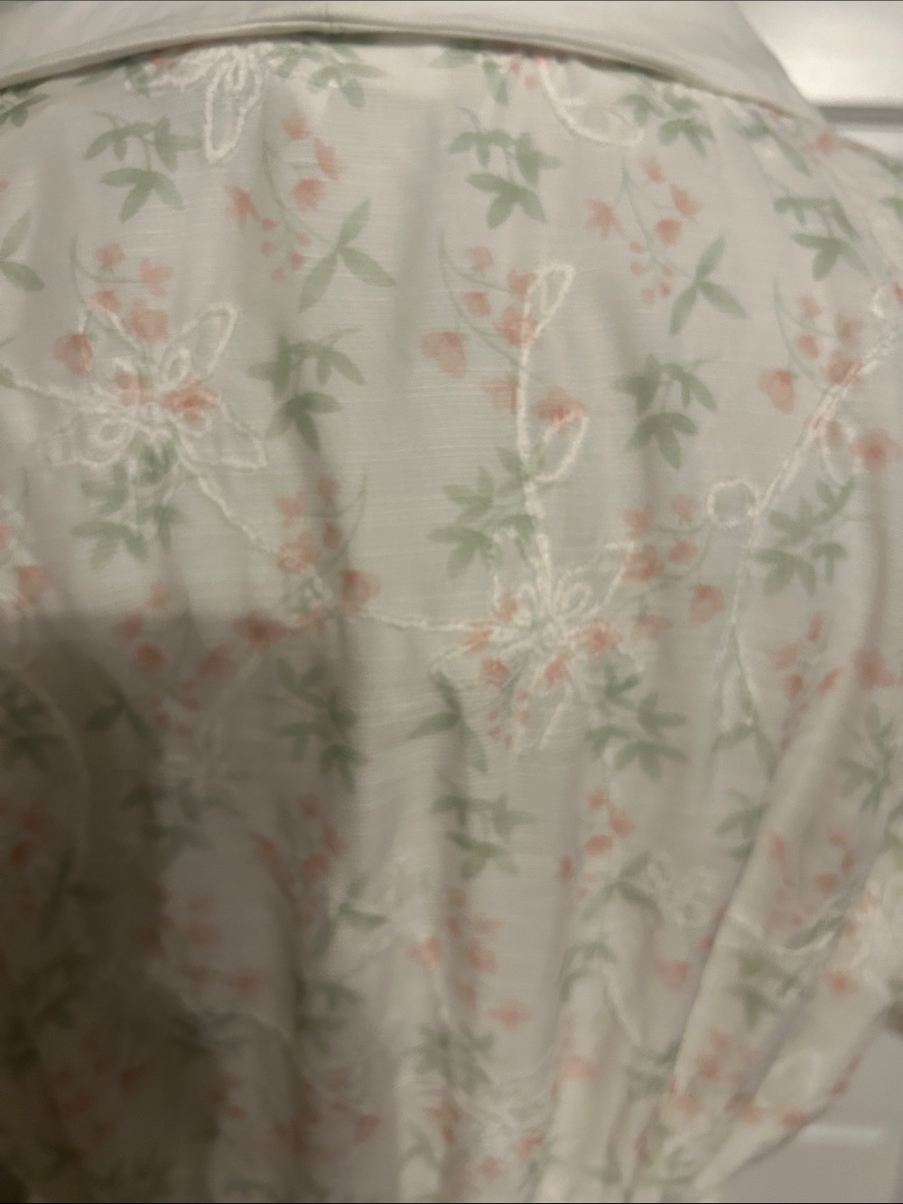 Mable Coquette Floral embroidered Puff-Sleeve Mini Dress w/ Peter Pan Collar. - Picture 5 of 12
